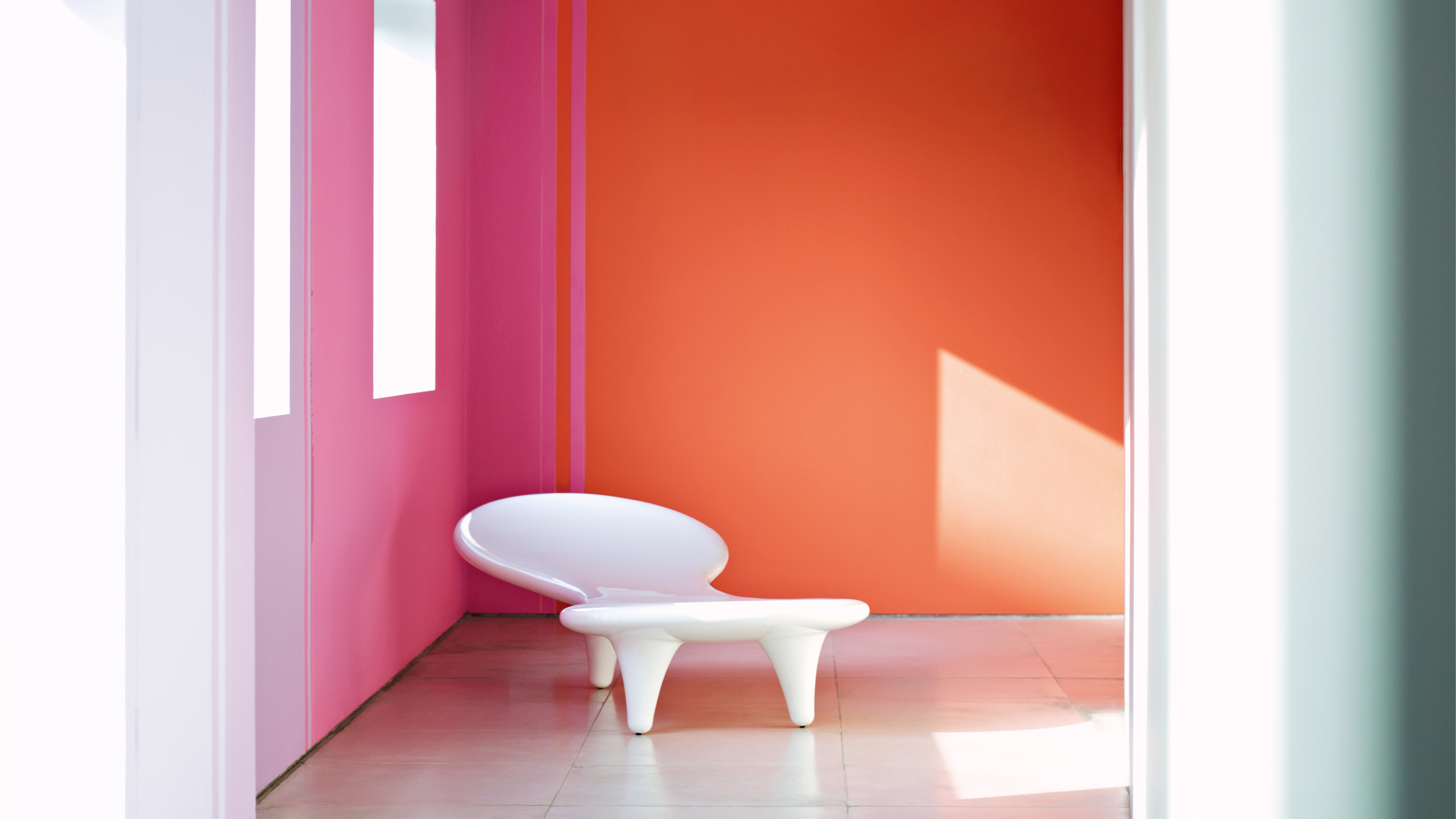 Mit Farbe Harmonie schaffen Harmonische Farbkonzepte sind ganz einfach umzusetzen. Kombinieren Sie einfach Farben, die im Farbkreis nahe beieinander liegen. Viele Künstler und Designer nutzen den Farbkreis, um zu sehen, wie verschiedene Farben zusammen wirken.