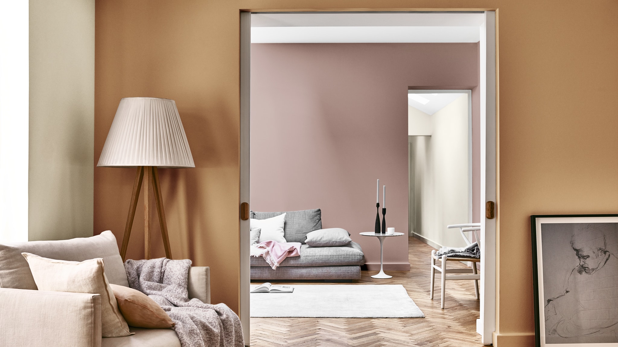 Ein entspannendes Wohnzimmer mit Spiced Honey Deco-Paints-colour-futures-farbe-des-jahres-2019-ein-ort-zum-traeumen-wohnzimmer-inspirationen-32